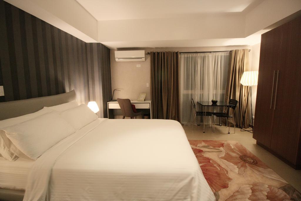 แม๊กซ์ สเตย์ แม๊กซ์ สไตล์ แอท เดอะ เวนิส เรสซิเดนซ์ Apartment ตากิก ภายนอก รูปภาพ