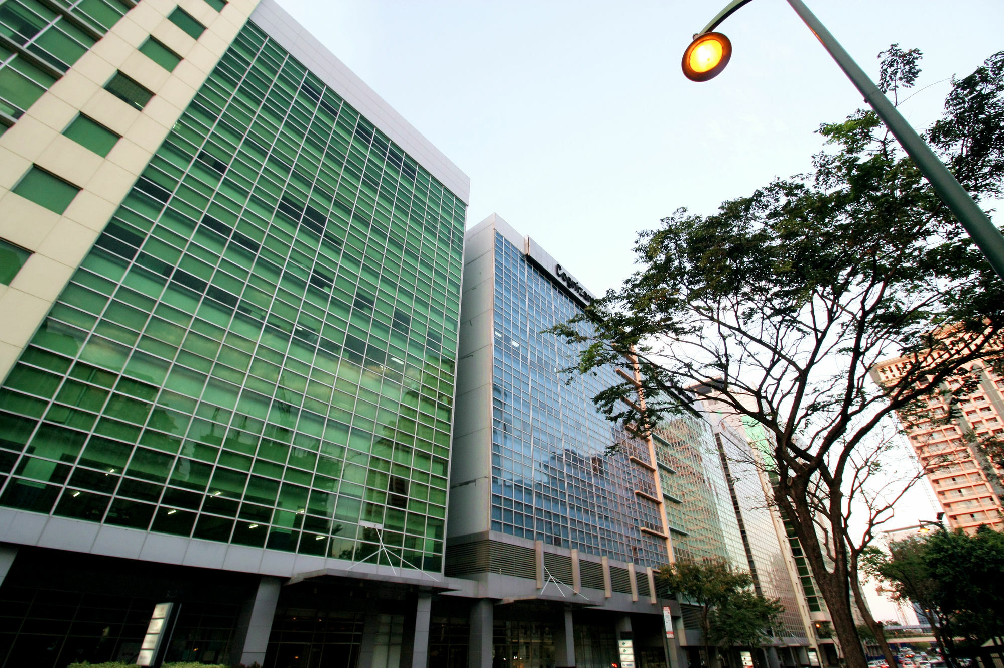 แม๊กซ์ สเตย์ แม๊กซ์ สไตล์ แอท เดอะ เวนิส เรสซิเดนซ์ Apartment ตากิก ภายนอก รูปภาพ