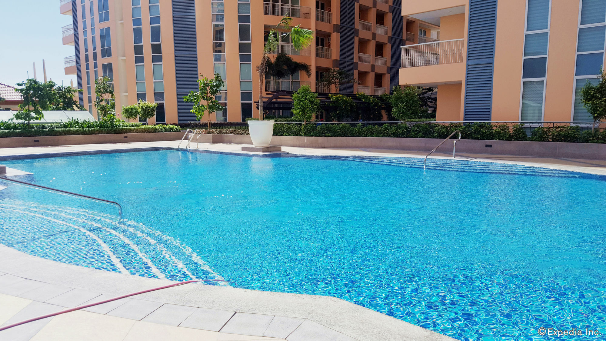 แม๊กซ์ สเตย์ แม๊กซ์ สไตล์ แอท เดอะ เวนิส เรสซิเดนซ์ Apartment ตากิก ภายนอก รูปภาพ