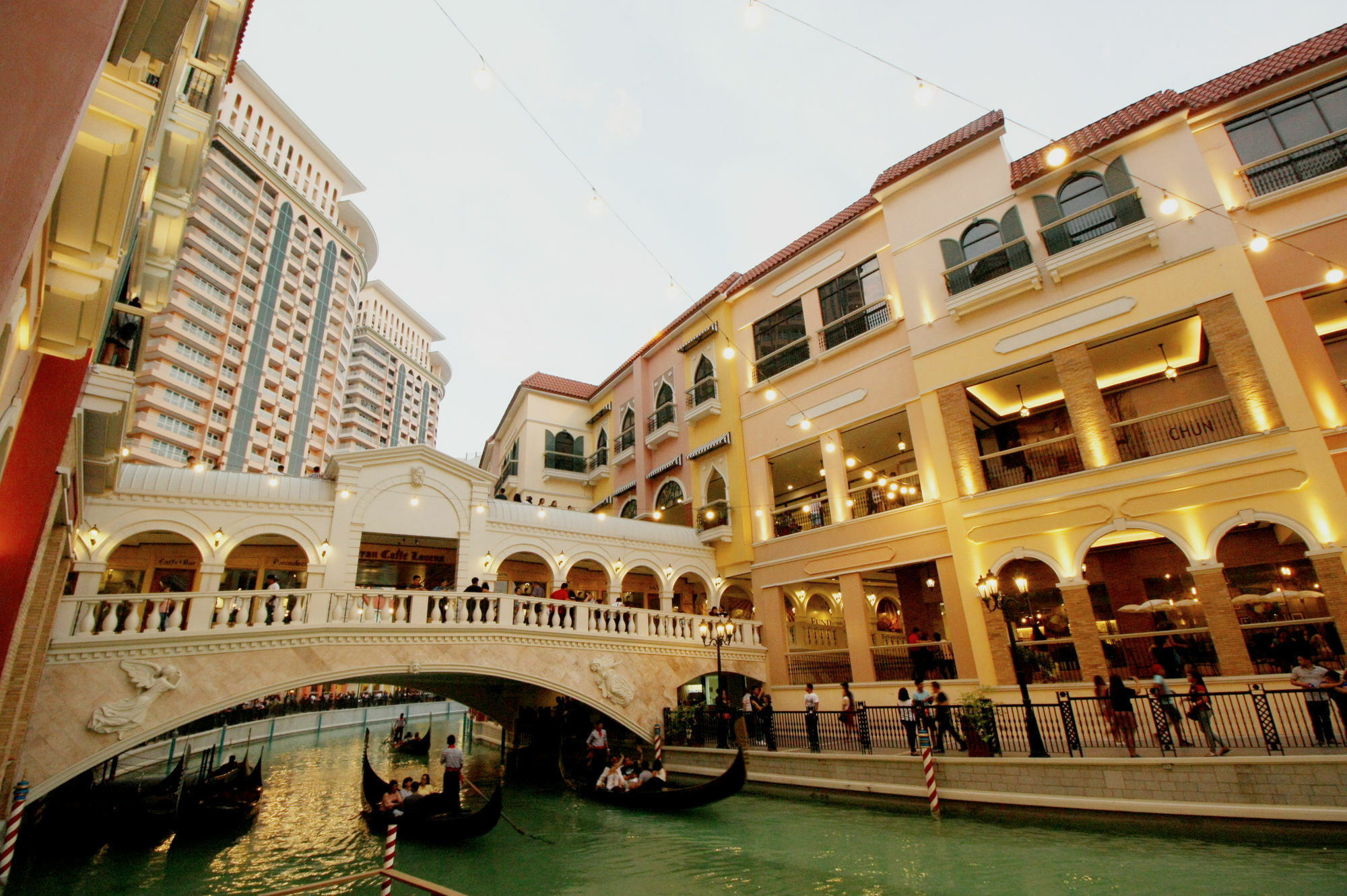 แม๊กซ์ สเตย์ แม๊กซ์ สไตล์ แอท เดอะ เวนิส เรสซิเดนซ์ Apartment ตากิก ภายนอก รูปภาพ